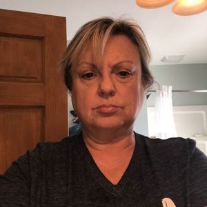 Meet your Posher, Carla